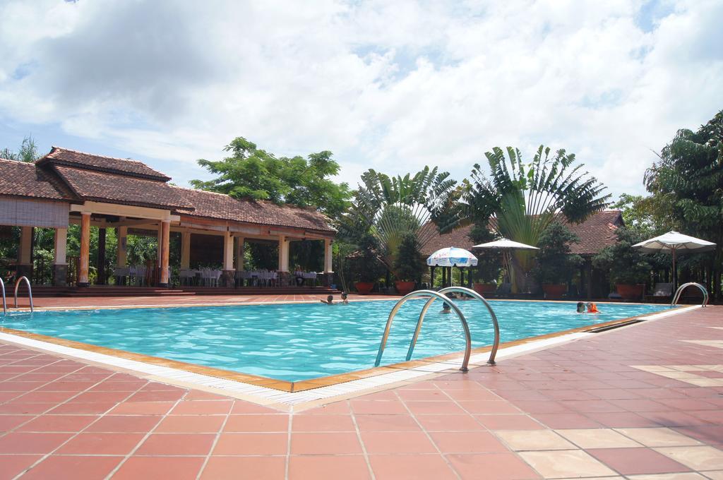 Villa H2O Binh Duong Exterior photo